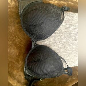 The Victoria’s Secret “Very Sexy” Push-Up Bra